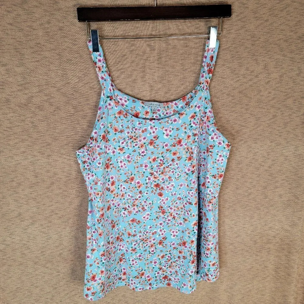 white birch Light Blue Floral Tank Top